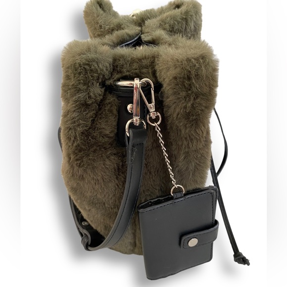 NWT House of Harlow Hunter Green Fur Handbag with Card Case Crossbody/Shoulder - Picture 5 of 15